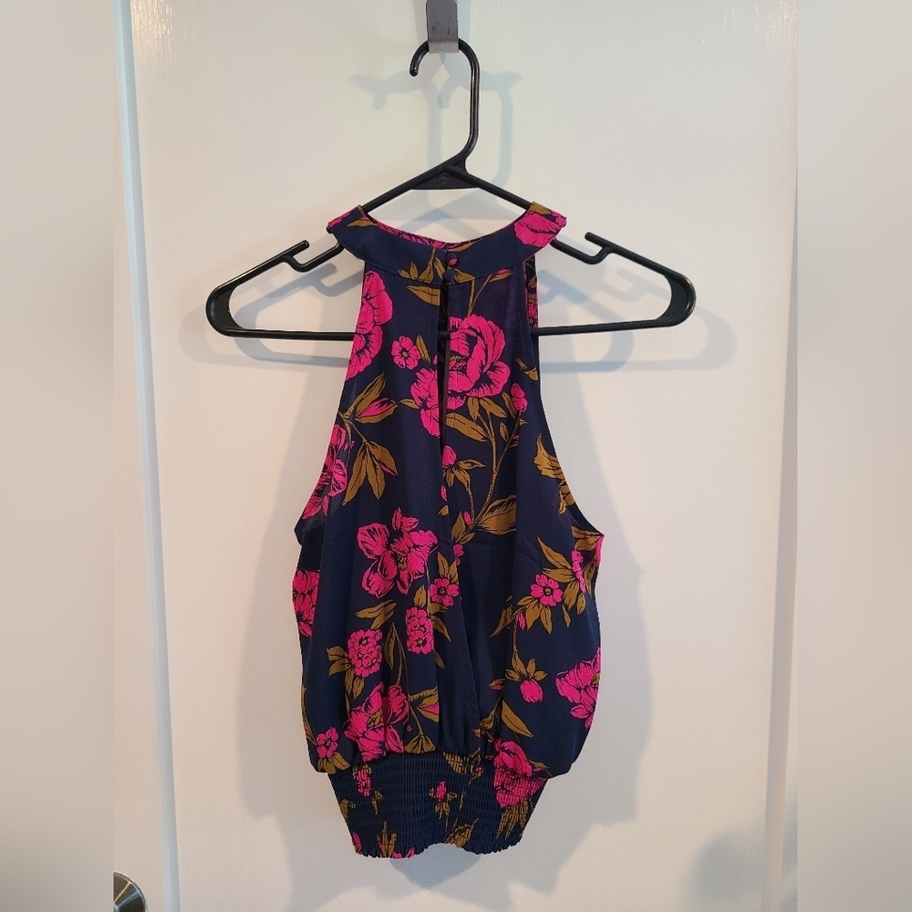 Floral Crop Top NWOT - Picture 3 of 5